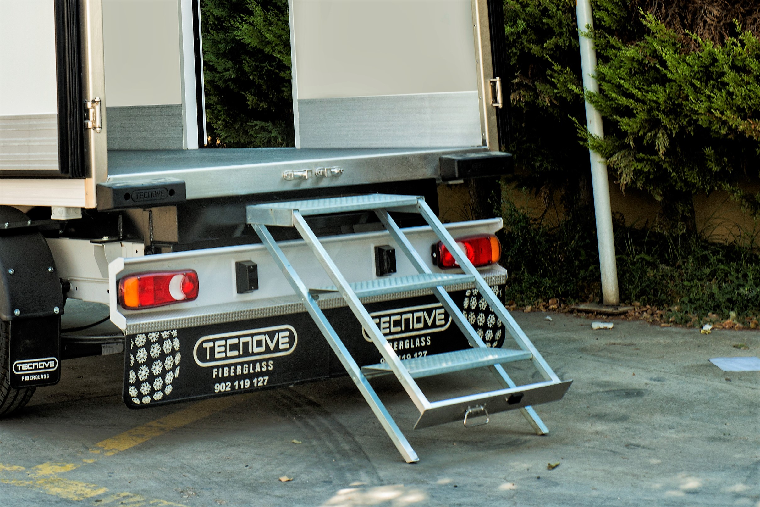 Hasta 26.000 KG | Tecnove Fiberglass